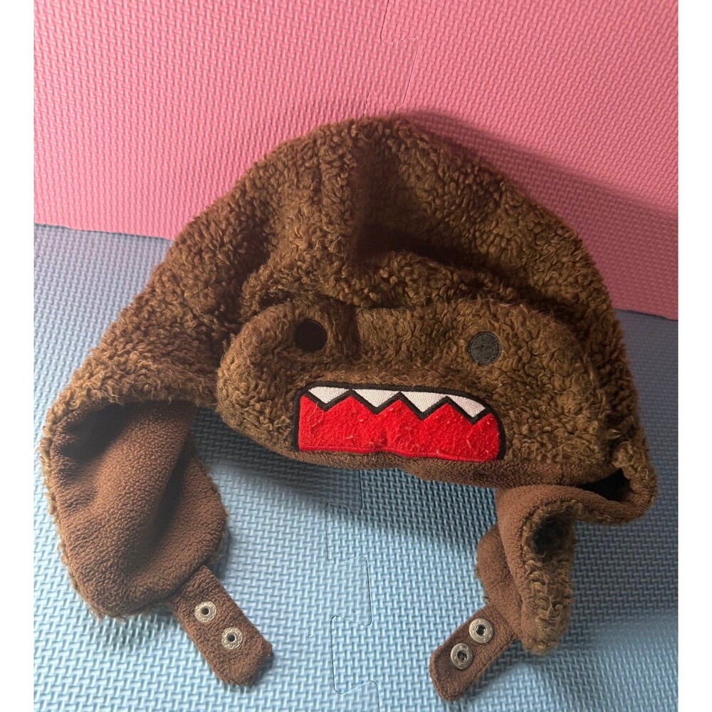 Domo Hat Sherpa Like Fur Trapper Ushanka Emo Y2K Vintage Ultra Rare HtF